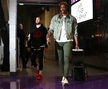 印第安维尔斯赛郑钦文战胜阿扎伦卡